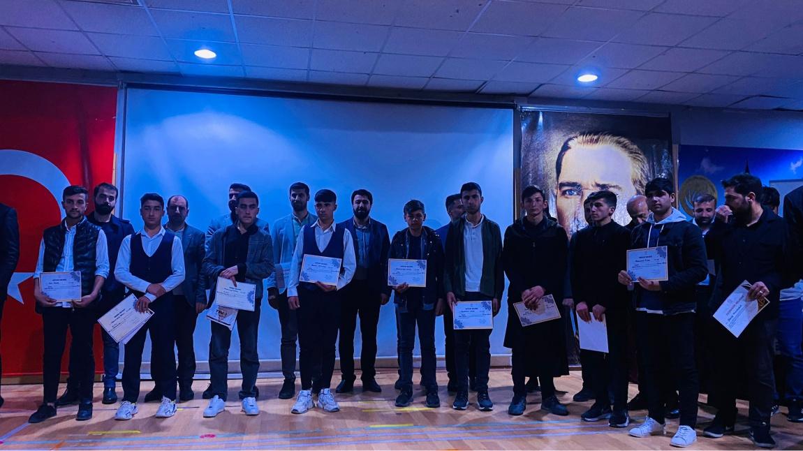 Genç Sada Kur'an-ı Kerim'i Güzel Okuma Yarışmasında İl Birinciliği